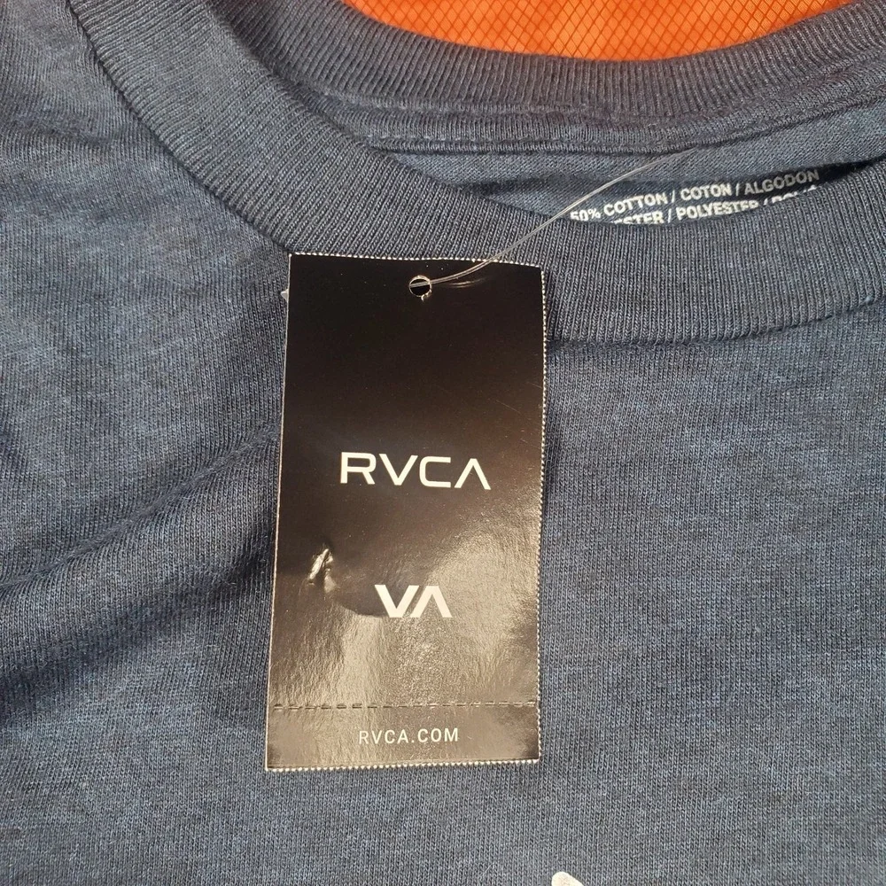 NWT RVCA Peace‎ Bones Knuckles Men's Small Short Sleeve T-Shirt Grey MSRP: $30